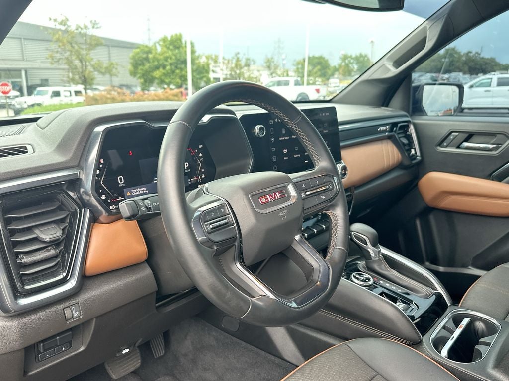 2024 GMC Canyon AT4