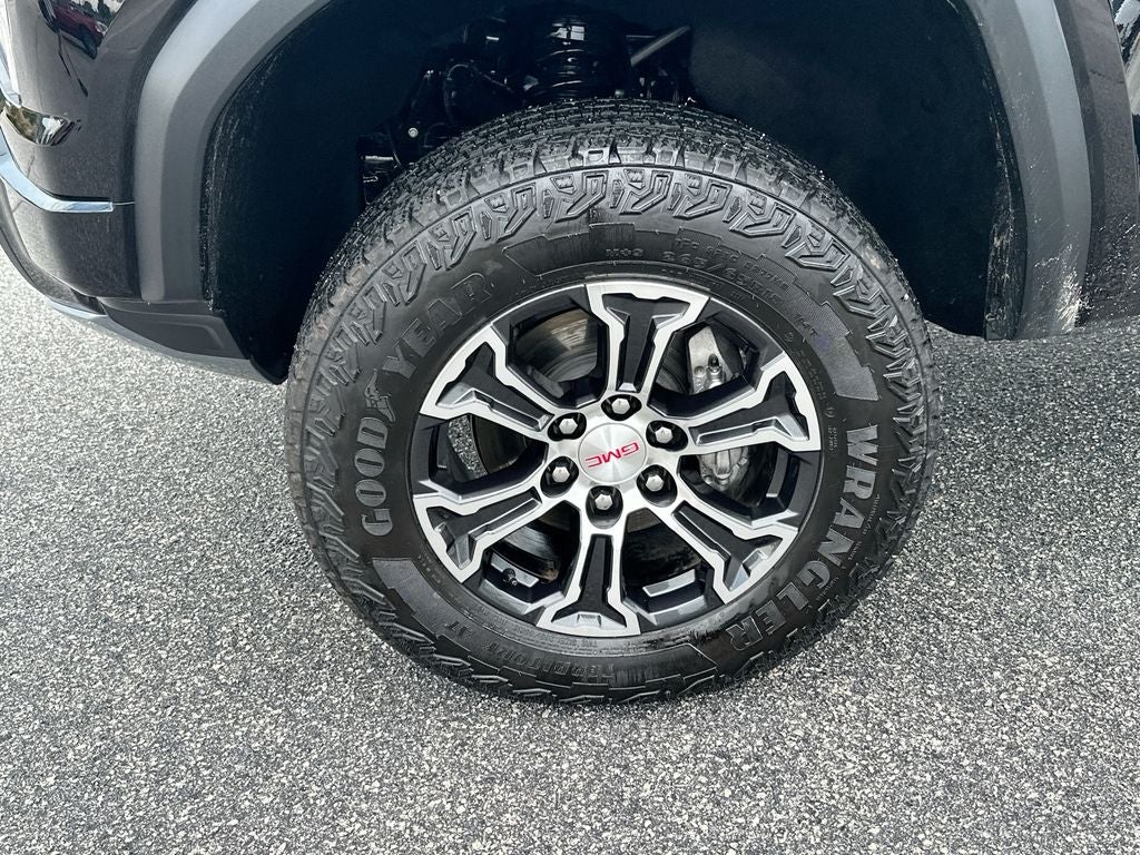 2024 GMC Canyon AT4