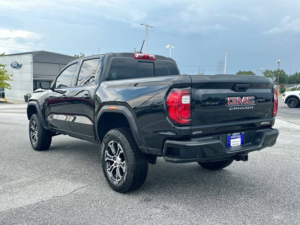 2024 GMC Canyon AT4