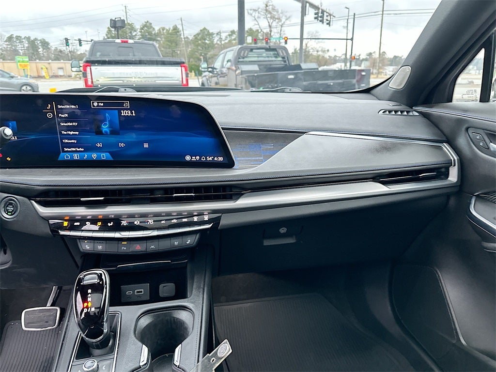 2024 Cadillac XT4 Sport