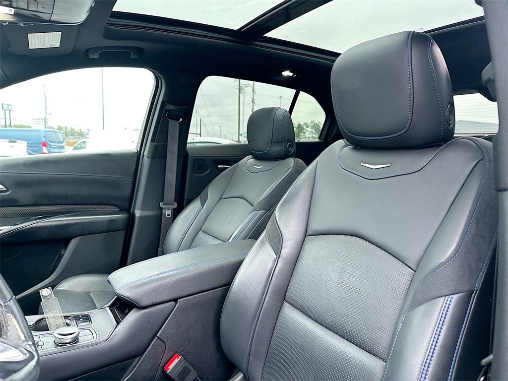 2024 Cadillac XT4 Sport