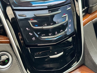 2019 Cadillac Escalade Luxury