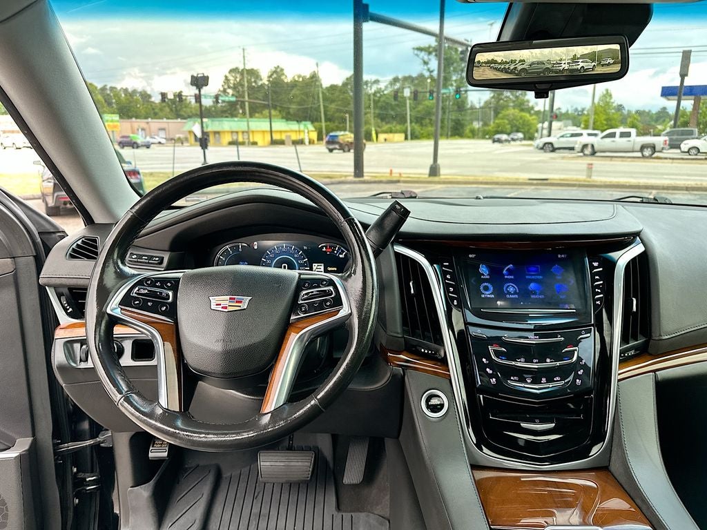2019 Cadillac Escalade Luxury