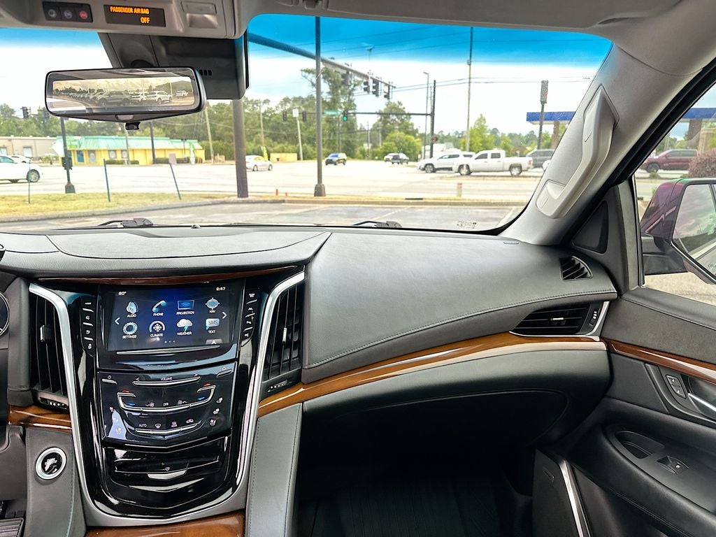 2019 Cadillac Escalade Luxury