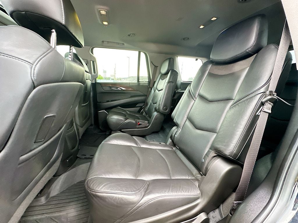 2019 Cadillac Escalade Luxury
