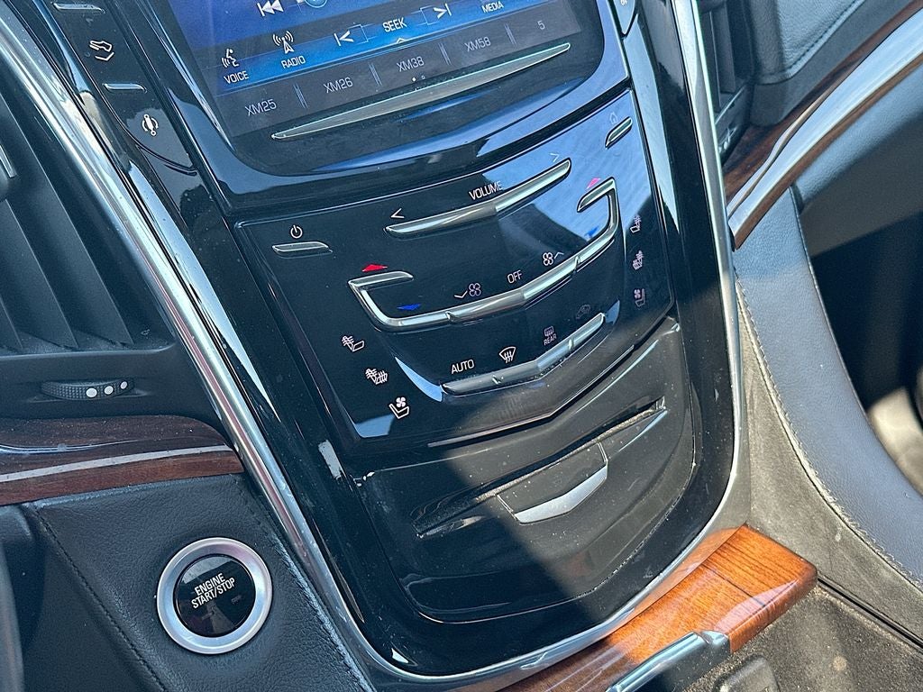 2015 Cadillac Escalade Luxury