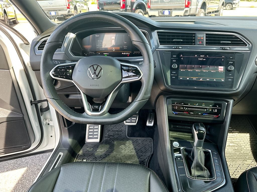 2024 Volkswagen Tiguan 2.0T SE R-Line Black