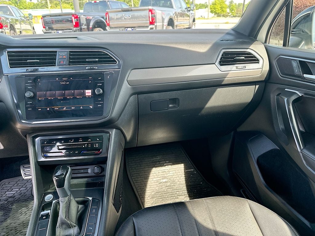 2024 Volkswagen Tiguan 2.0T SE R-Line Black