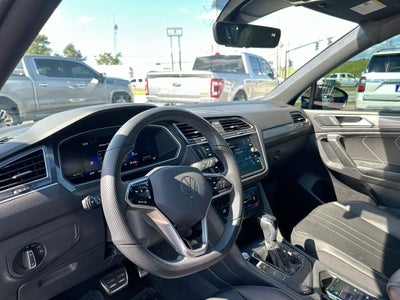 2024 Volkswagen Tiguan 2.0T SE R-Line Black
