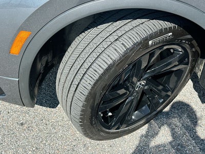 2024 Volkswagen Tiguan 2.0T SE R-Line Black