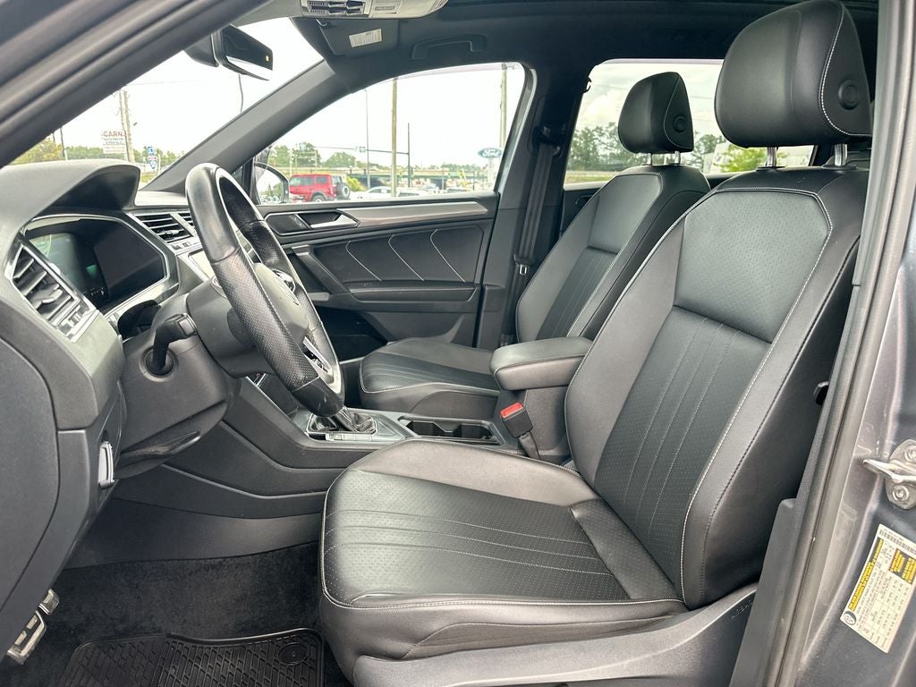 2022 Volkswagen Tiguan 2.0T SE R-Line Black