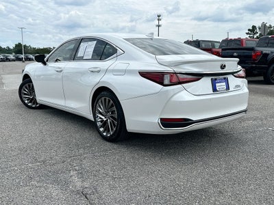 2024 Lexus ES 300h Luxury
