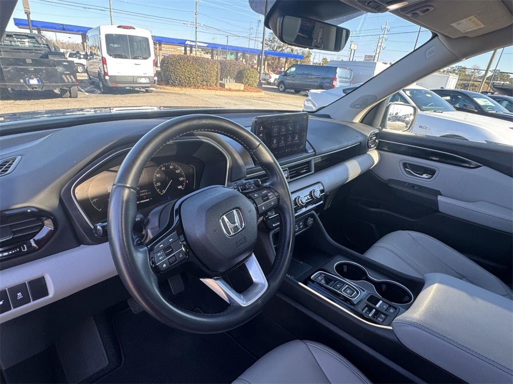 2023 Honda Pilot Touring
