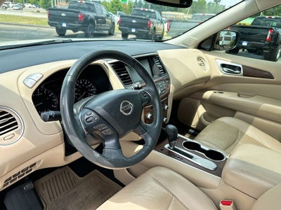 2018 Nissan Pathfinder Platinum