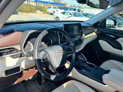 2020 Toyota Highlander XLE