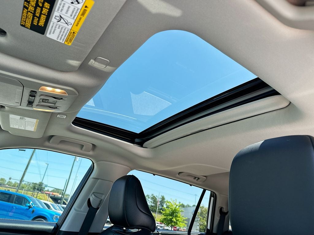 2025 Toyota Highlander Hybrid XLE