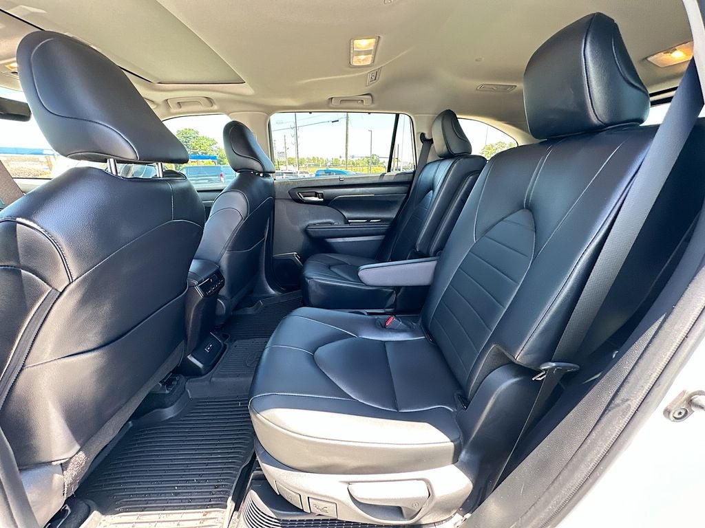 2025 Toyota Highlander Hybrid XLE