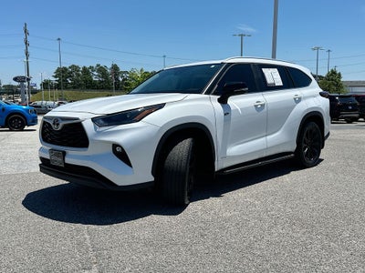2025 Toyota Highlander Hybrid XLE