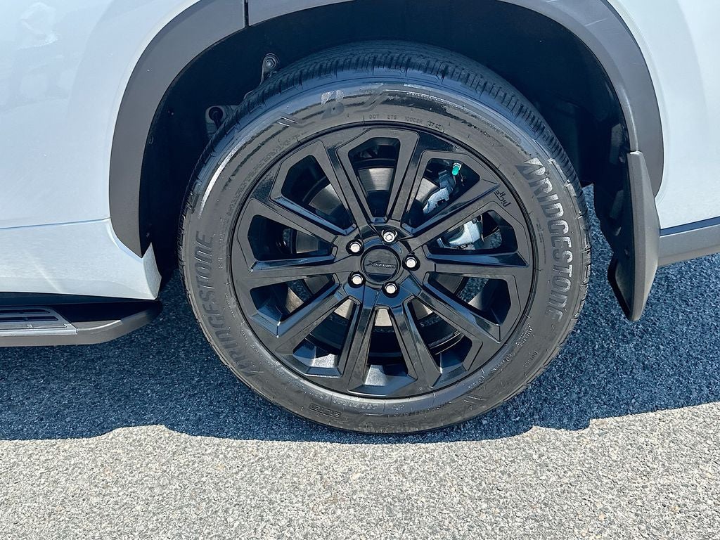 2025 Toyota Highlander Hybrid XLE