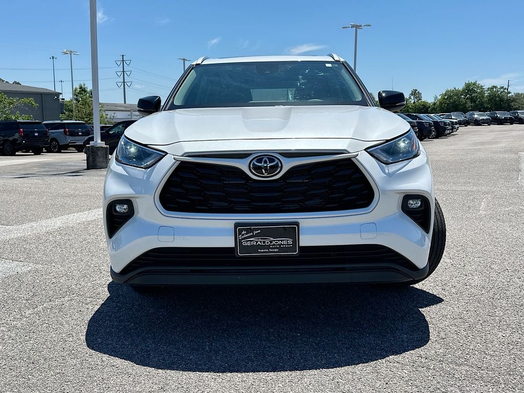2025 Toyota Highlander Hybrid XLE