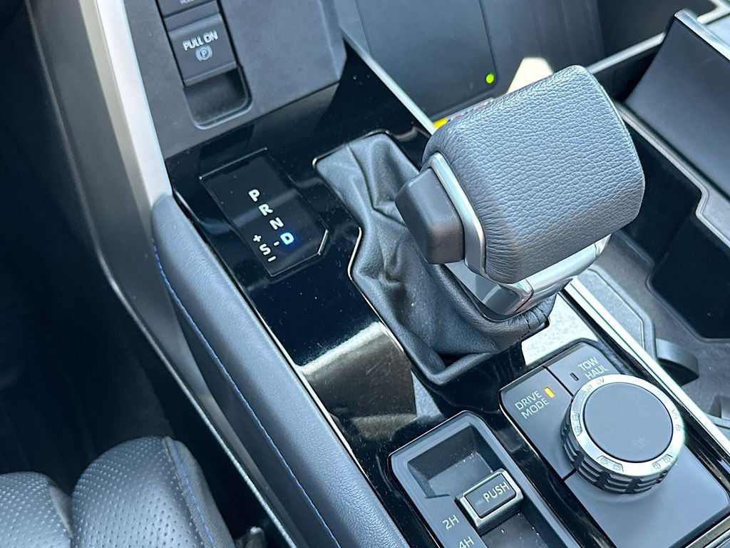 2025 Toyota Tundra Hybrid Platinum