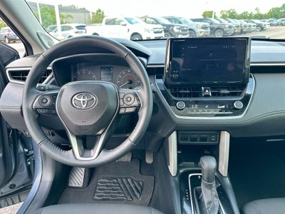 2024 Toyota Corolla Cross LE