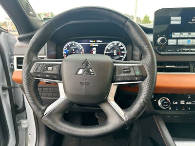 2024 Mitsubishi Outlander SEL