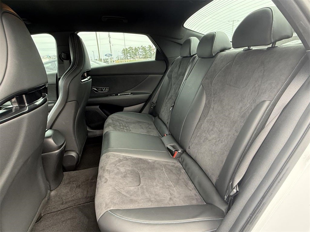 2022 Hyundai Elantra N Base