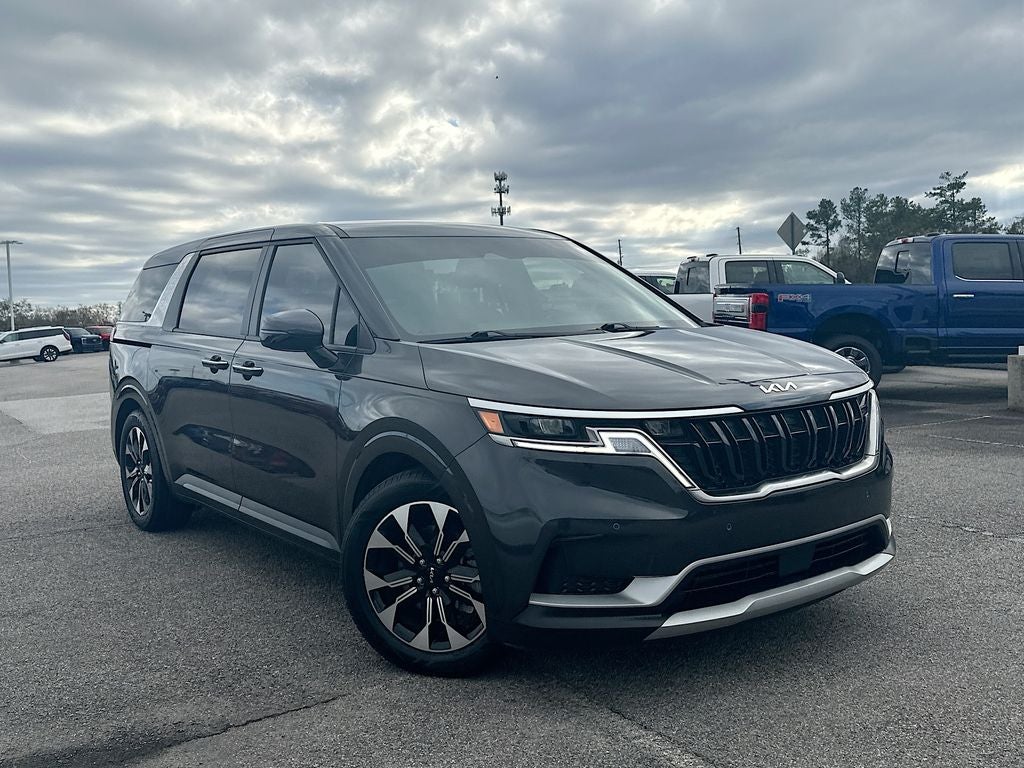 2024 Kia Carnival EX
