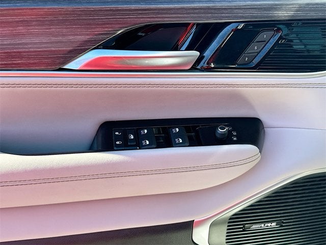 2023 Jeep Wagoneer Series III