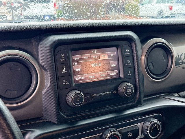 2021 Jeep Gladiator Sport