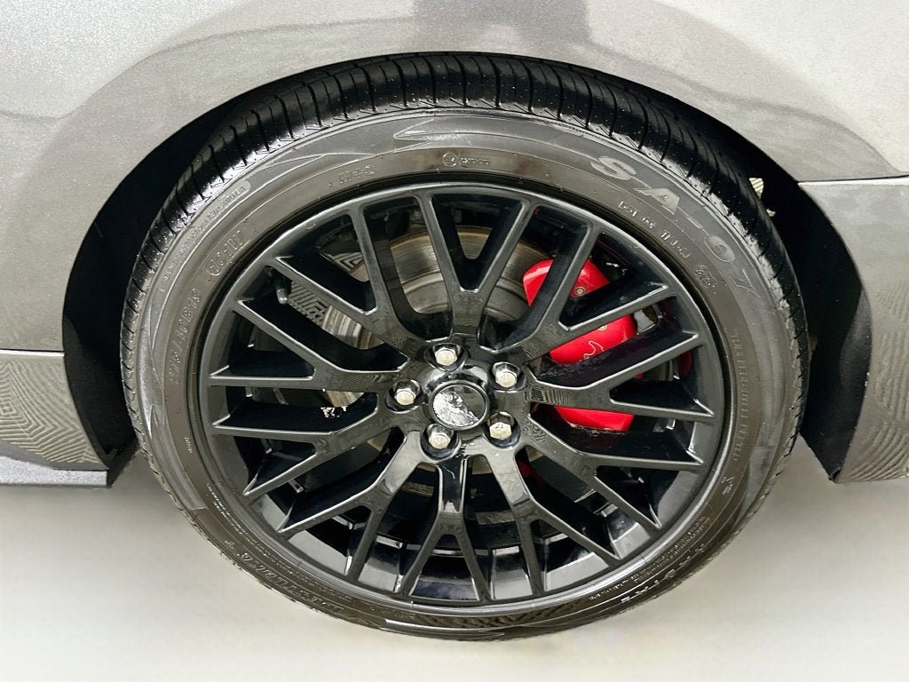2016 Ford Mustang V6