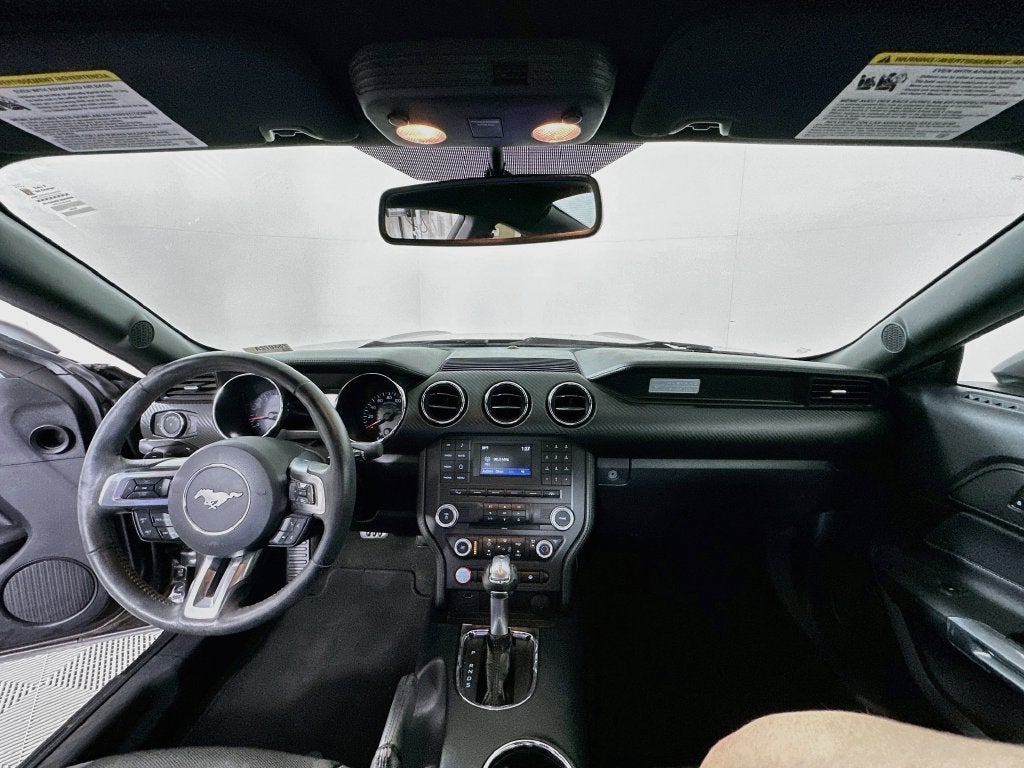 2016 Ford Mustang V6