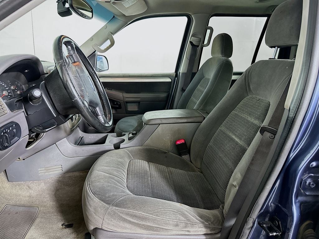 2003 Ford Explorer XLT