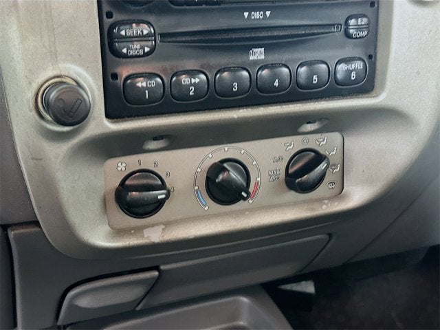 2004 Ford Explorer Sport Trac XLT