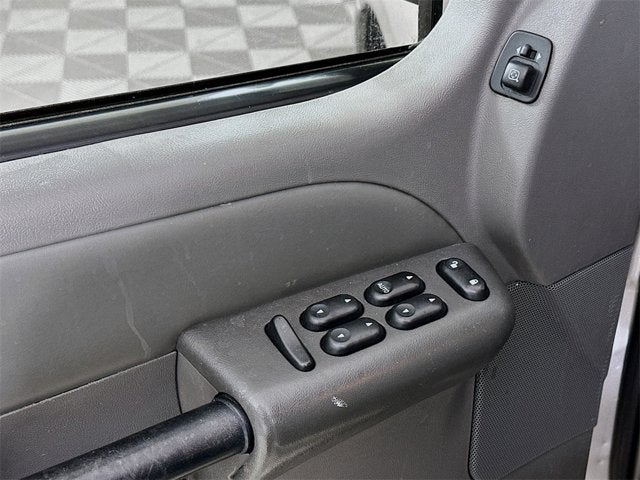 2004 Ford Explorer Sport Trac XLT