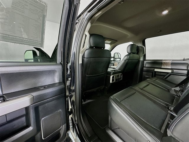 2019 Ford Super Duty F-450 DRW LARIAT