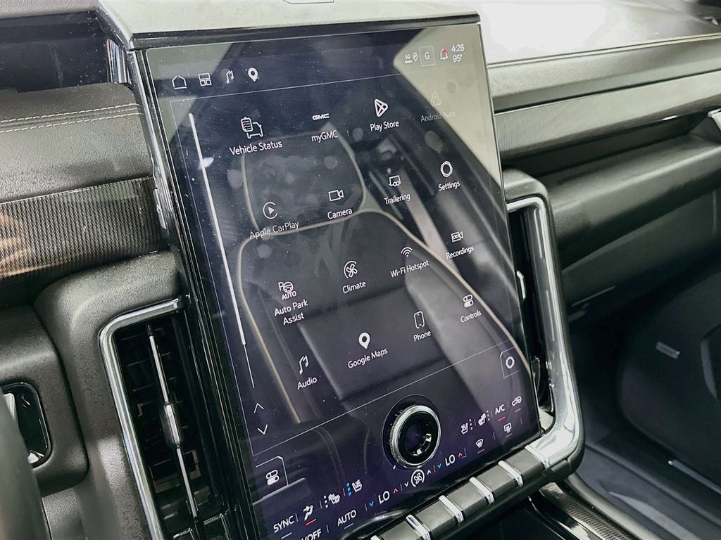 2025 GMC Yukon Elevation