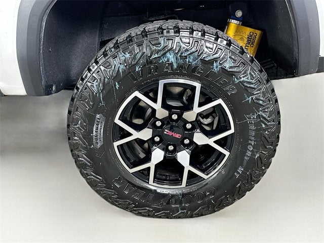 2024 GMC Canyon 4WD AT4X