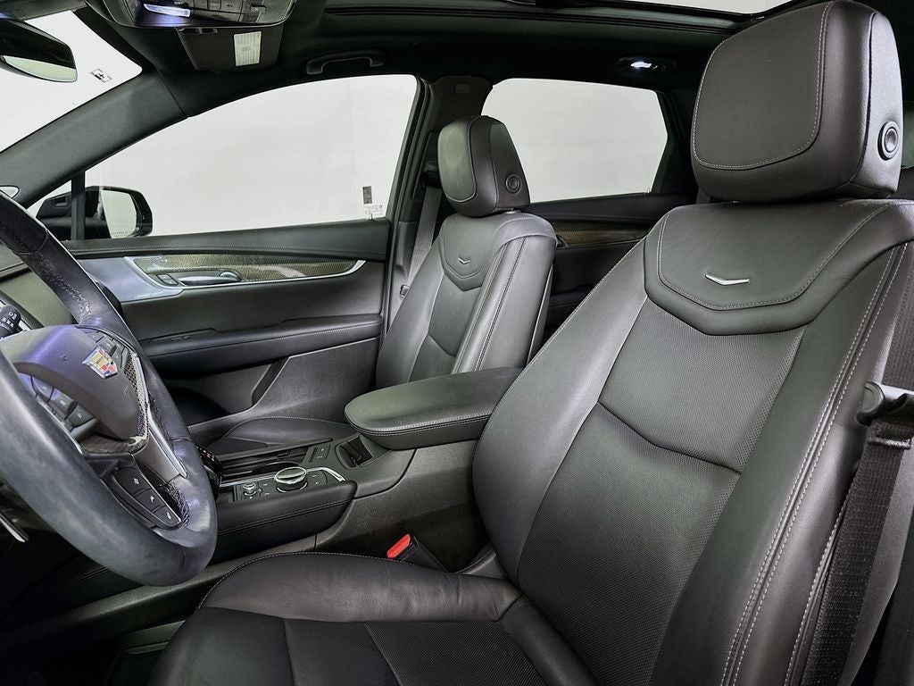 2020 Cadillac XT5 Sport