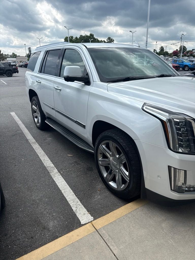 2018 Cadillac Escalade Luxury