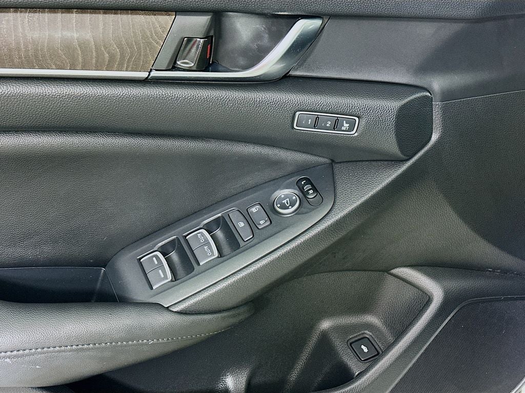 2019 Honda Accord Touring 2.0T