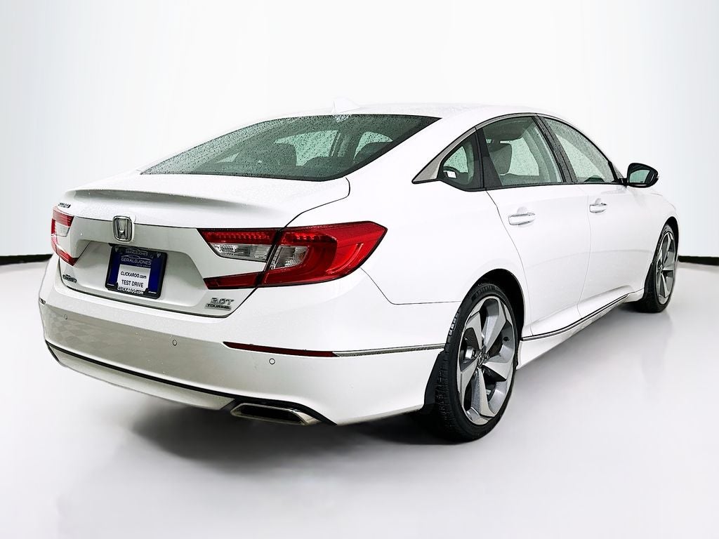 2019 Honda Accord Touring 2.0T