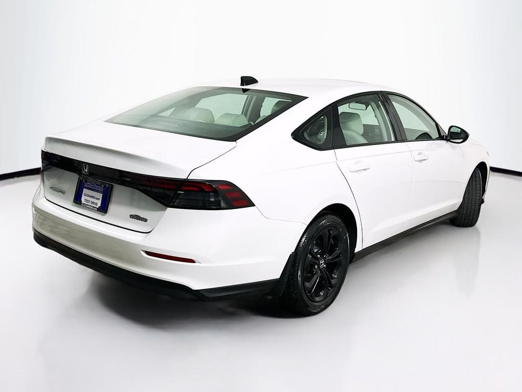 2025 Honda Accord SE