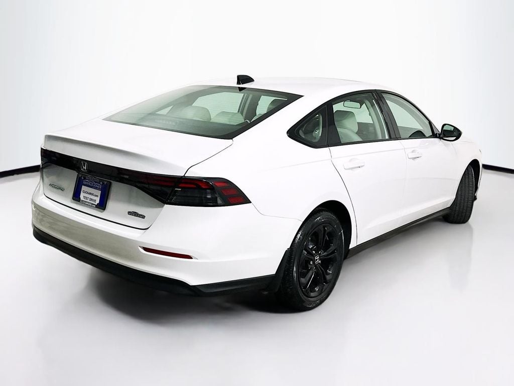 2025 Honda Accord SE