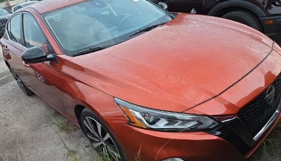 2022 Nissan Altima 2.5 SR