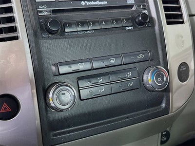 2010 Nissan Frontier LE