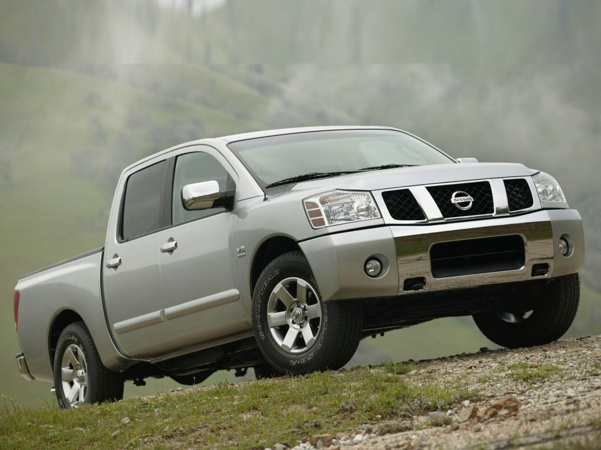 2005 Nissan Titan Base