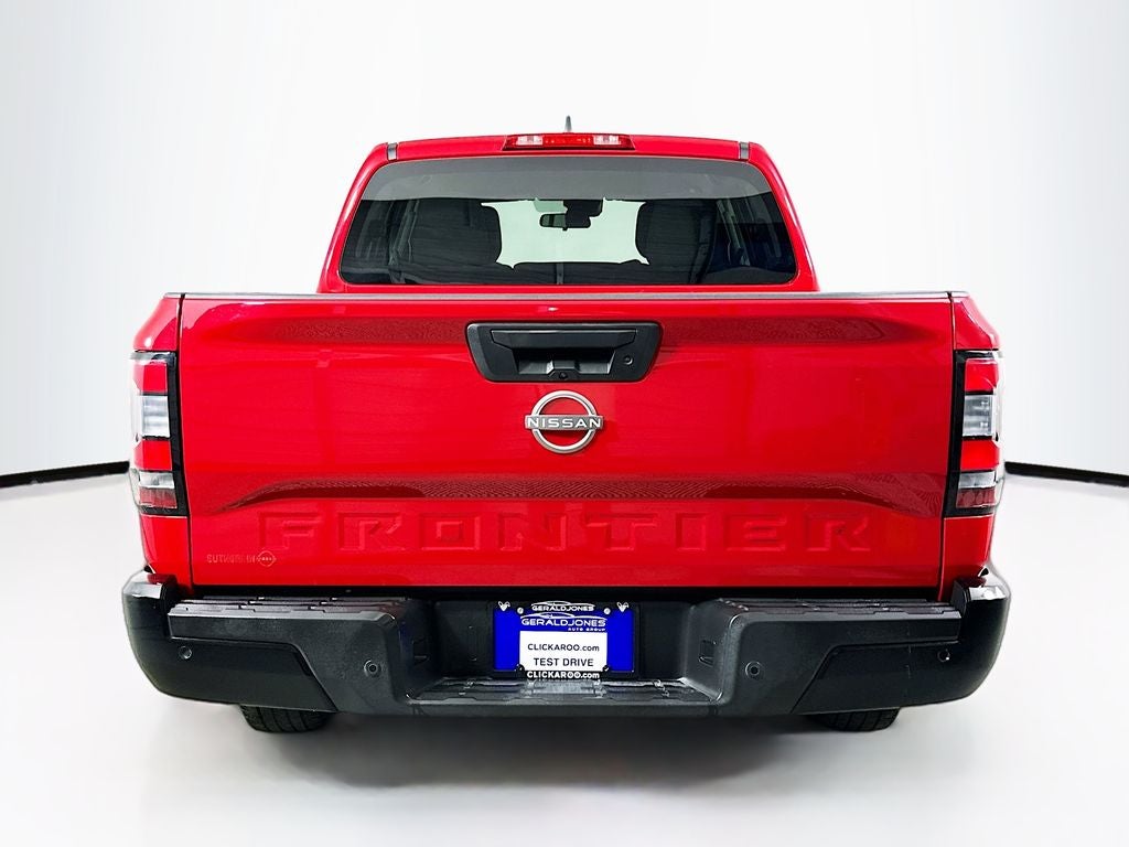 2022 Nissan Frontier S