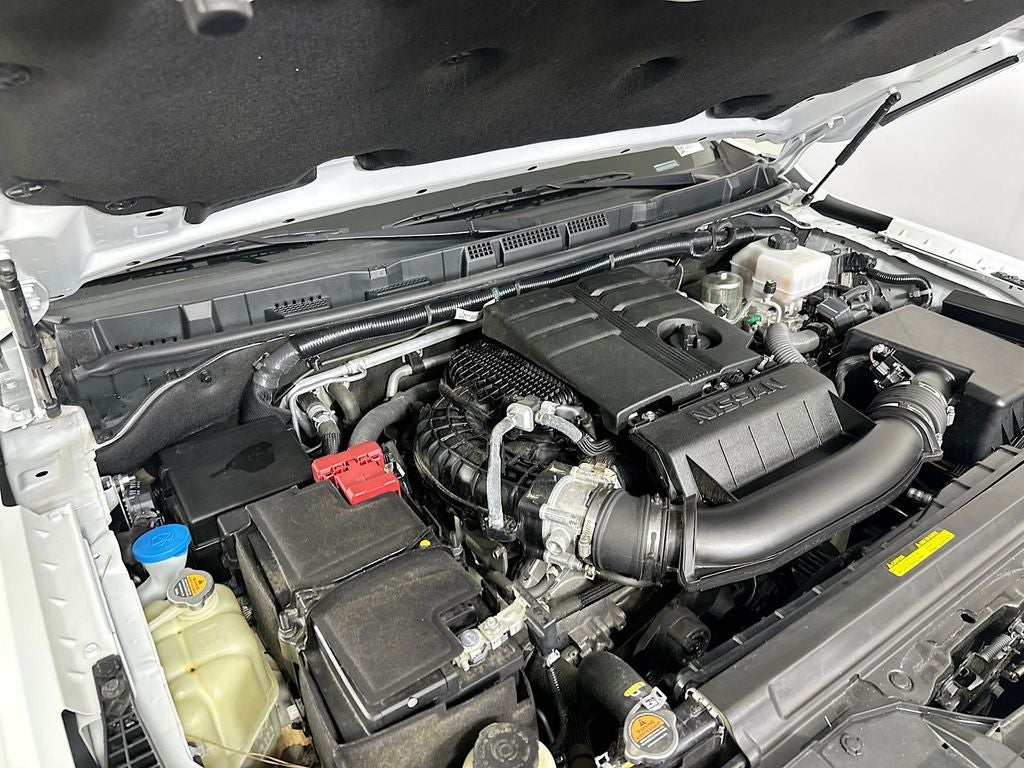 2024 Nissan Frontier SV